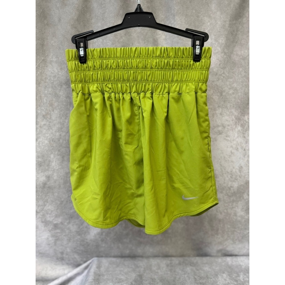 Nike Women's Shorts Small Pear Green – Dri-FIT 3"‎